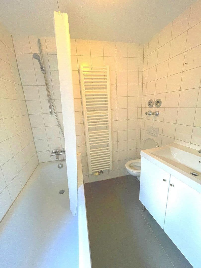 Pronájem bytu 1+1 52 m², Kirchstraße 3, Schwelm, Severní Porýní-Vestfálsko Pronájem bytu 1+1 52 m², Kirchstraße 3, Schwelm, Severní Porýní-Vestfálsko