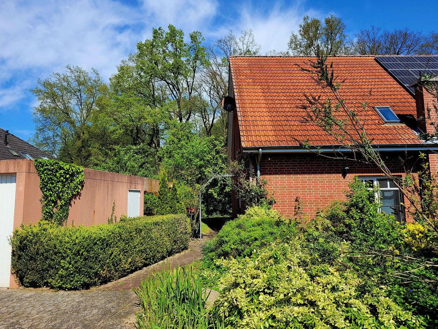 Prodej domu 109 m², pozemek 388 m², Allerblick 10 A, Hodenhagen, Dolní Sasko Prodej domu 109 m², pozemek 388 m², Allerblick 10 A, Hodenhagen, Dolní Sasko