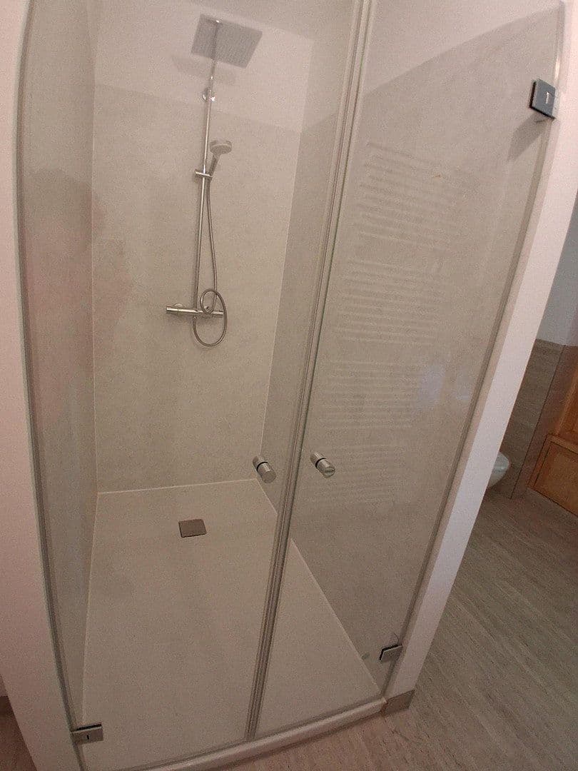 Pronájem bytu 3+1 113 m², Bismarckstr. 1, Berlin, Berlín Pronájem bytu 3+1 113 m², Bismarckstr. 1, Berlin, Berlín