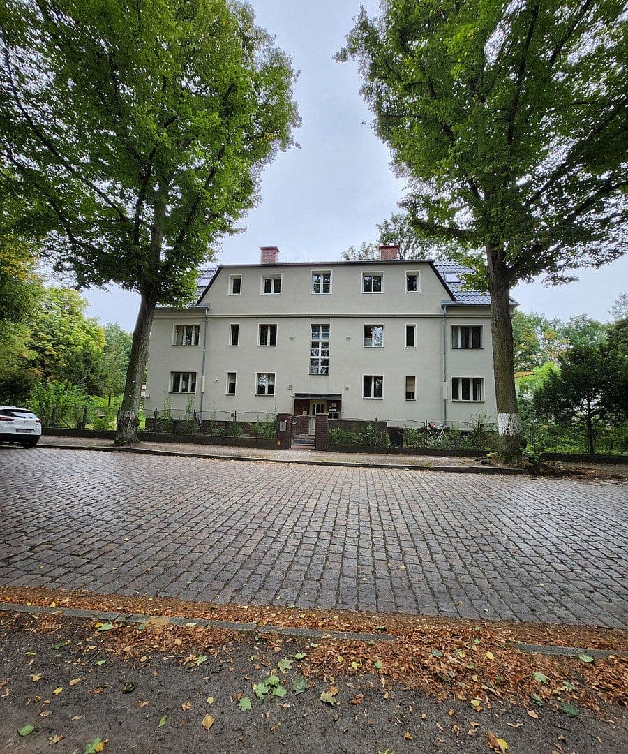 Pronájem bytu 3+1 113 m², Bismarckstr. 1, Berlin, Berlín Pronájem bytu 3+1 113 m², Bismarckstr. 1, Berlin, Berlín