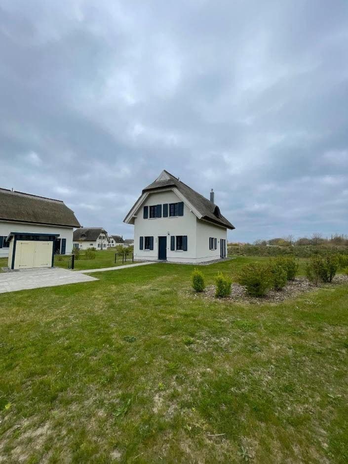 Prodej domu 117 m², pozemek 1.208 m², Dranske, Mecklenburg-Vorpommern Prodej domu 117 m², pozemek 1.208 m², Dranske, Mecklenburg-Vorpommern