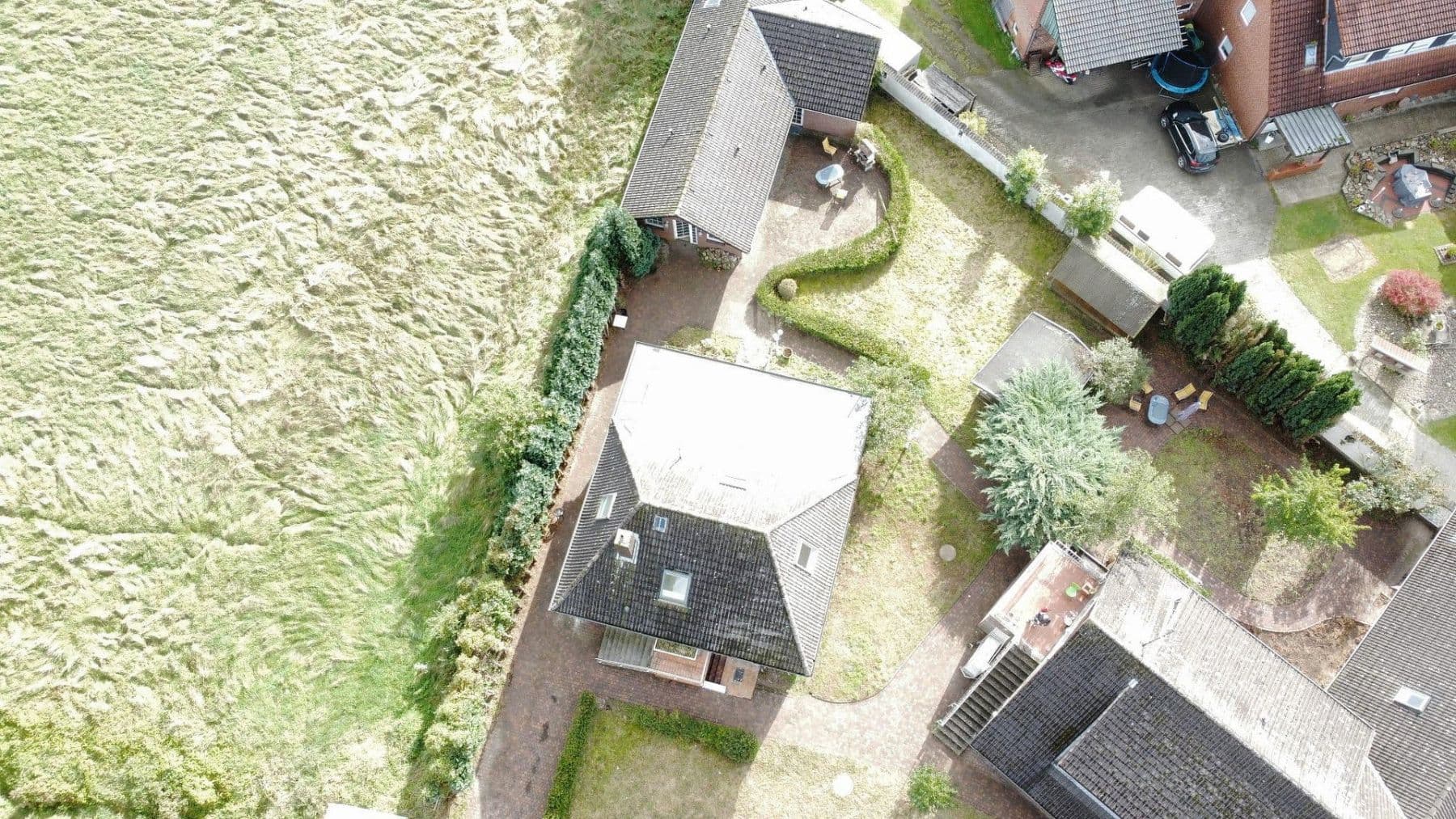 Prodej domu 295 m², pozemek 919 m², Auf der Loge 8, Wedemark, Dolní Sasko Prodej domu 295 m², pozemek 919 m², Auf der Loge 8, Wedemark, Dolní Sasko
