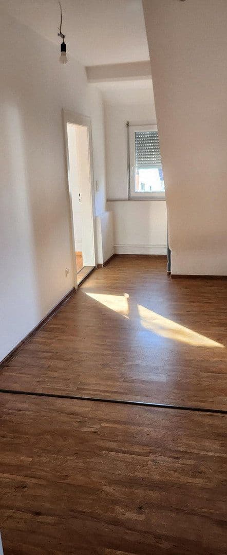 Pronájem bytu 6+1 135 m², Erlangen, Bavorsko Pronájem bytu 6+1 135 m², Erlangen, Bavorsko