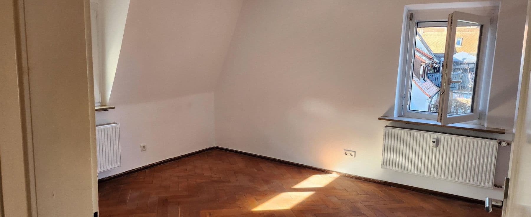 Pronájem bytu 6+1 135 m², Erlangen, Bavorsko Pronájem bytu 6+1 135 m², Erlangen, Bavorsko