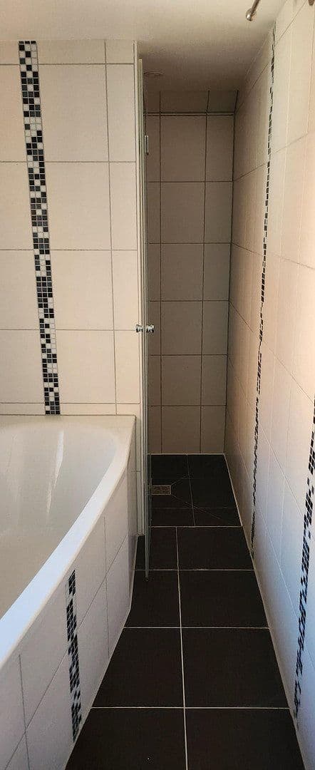 Pronájem bytu 6+1 135 m², Erlangen, Bavorsko Pronájem bytu 6+1 135 m², Erlangen, Bavorsko