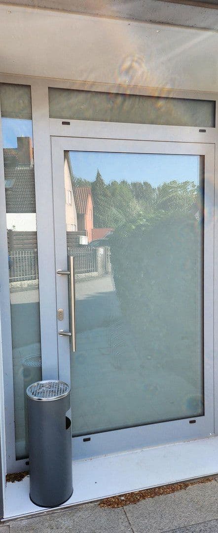Pronájem nebytového prostoru 100 m², Lachnerstraße, 2, Erlangen, Bavorsko Pronájem nebytového prostoru 100 m², Lachnerstraße, 2, Erlangen, Bavorsko