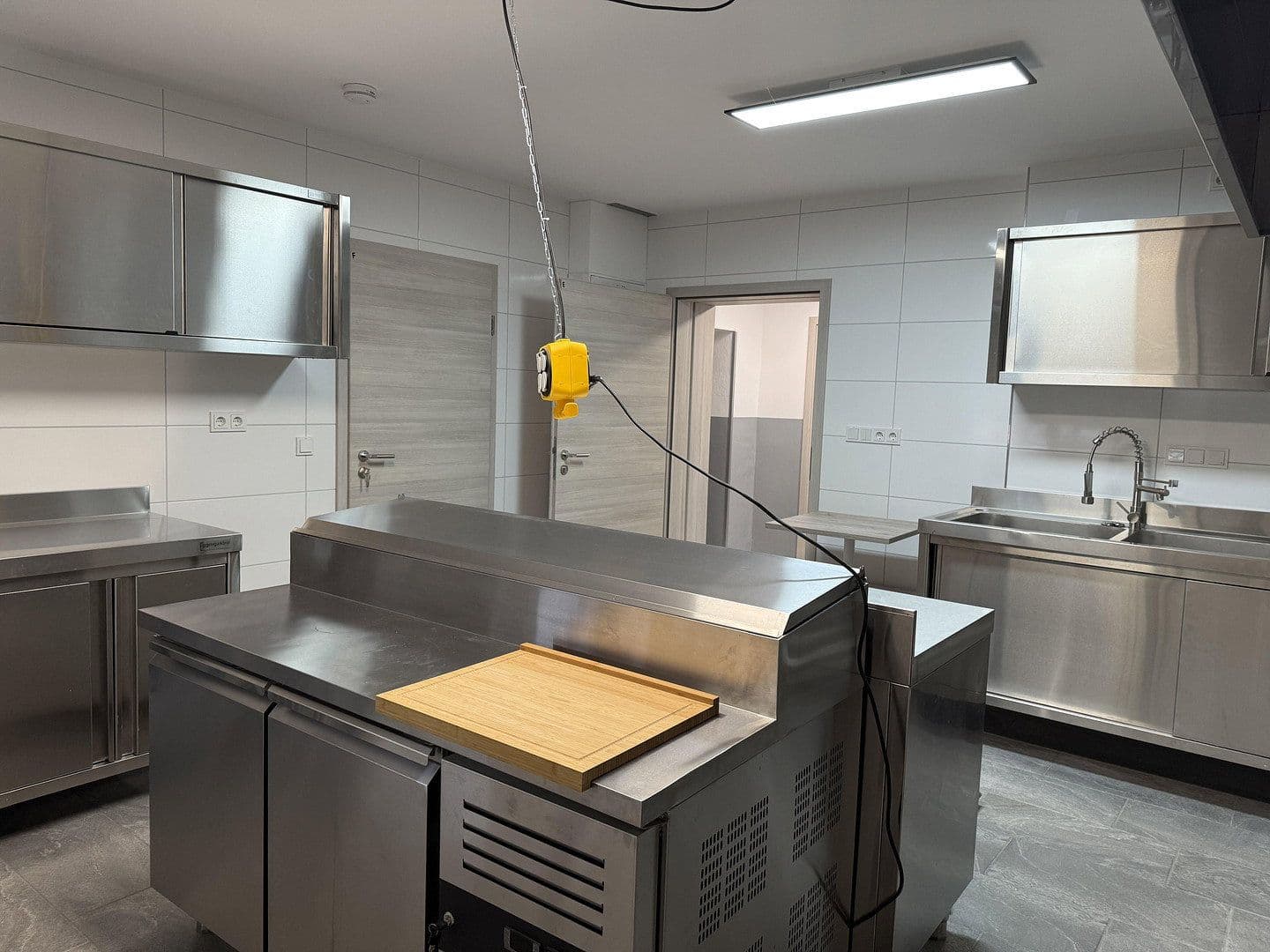 Pronájem nebytového prostoru 100 m², Lachnerstraße, 2, Erlangen, Bavorsko Pronájem nebytového prostoru 100 m², Lachnerstraße, 2, Erlangen, Bavorsko