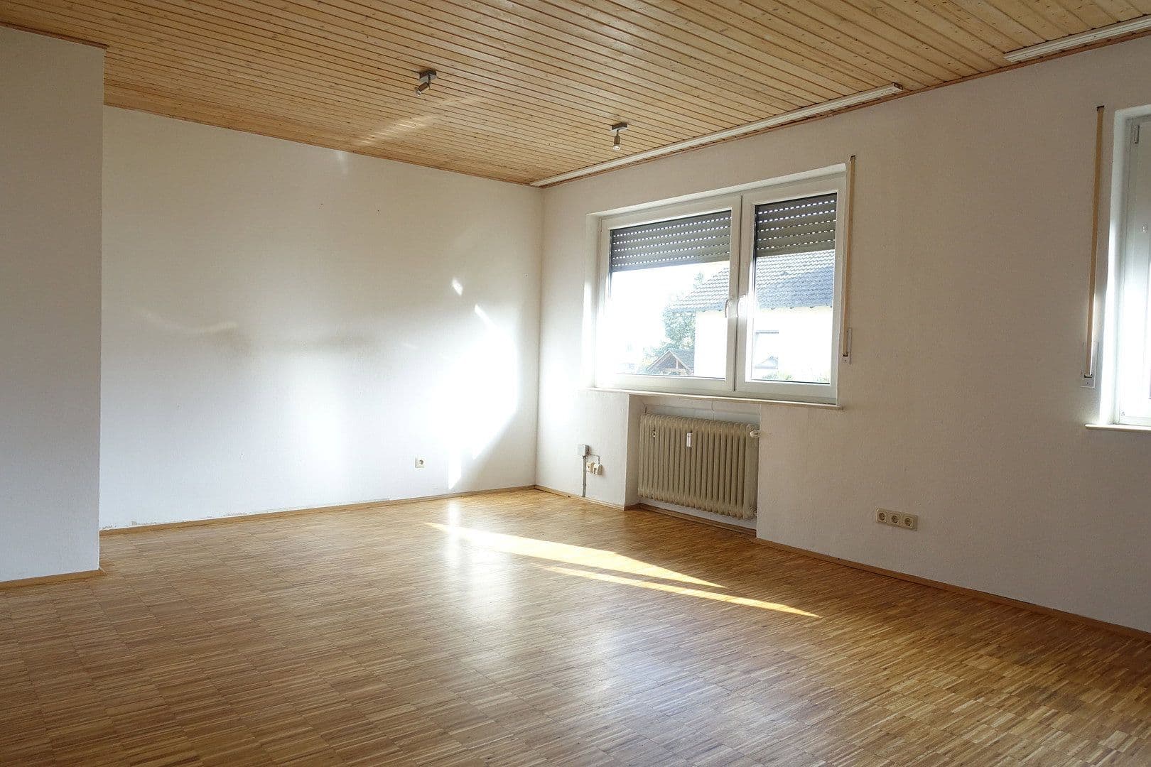 Prodej domu 190 m², pozemek 854 m², Kiefernweg 1, Idstein, Hessen Prodej domu 190 m², pozemek 854 m², Kiefernweg 1, Idstein, Hessen