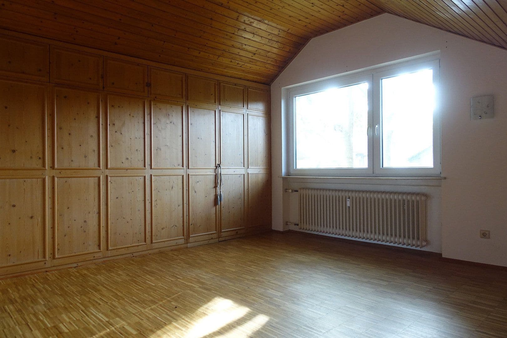 Prodej domu 190 m², pozemek 854 m², Kiefernweg 1, Idstein, Hessen Prodej domu 190 m², pozemek 854 m², Kiefernweg 1, Idstein, Hessen