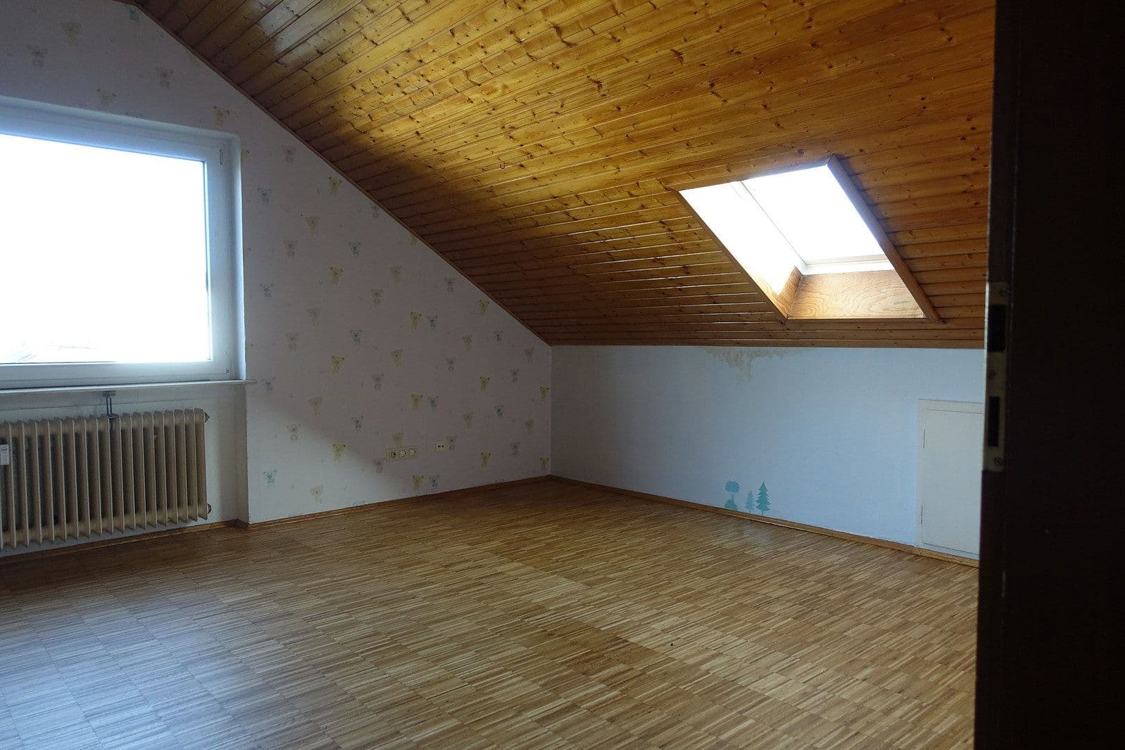 Prodej domu 190 m², pozemek 854 m², Kiefernweg 1, Idstein, Hessen Prodej domu 190 m², pozemek 854 m², Kiefernweg 1, Idstein, Hessen