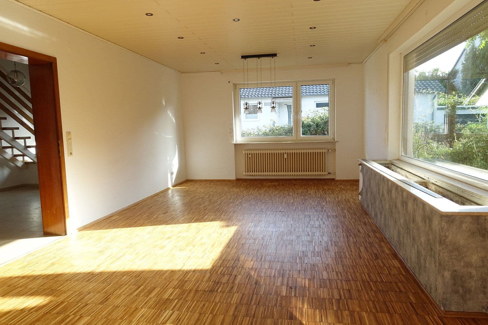 Prodej domu 190 m², pozemek 854 m², Kiefernweg 1, Idstein, Hessen Prodej domu 190 m², pozemek 854 m², Kiefernweg 1, Idstein, Hessen