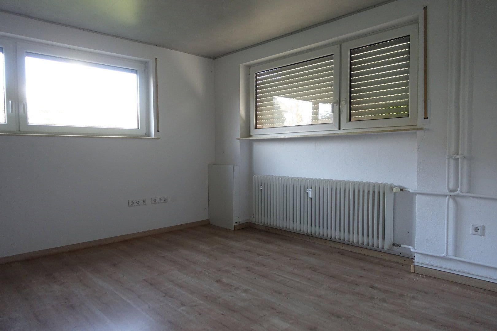 Prodej domu 190 m², pozemek 854 m², Kiefernweg 1, Idstein, Hessen Prodej domu 190 m², pozemek 854 m², Kiefernweg 1, Idstein, Hessen