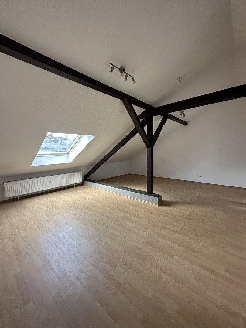 Pronájem bytu 1+1 37 m², Augartenstraße 27, Mannheim, Bádensko-Württembersko Pronájem bytu 1+1 37 m², Augartenstraße 27, Mannheim, Bádensko-Württembersko