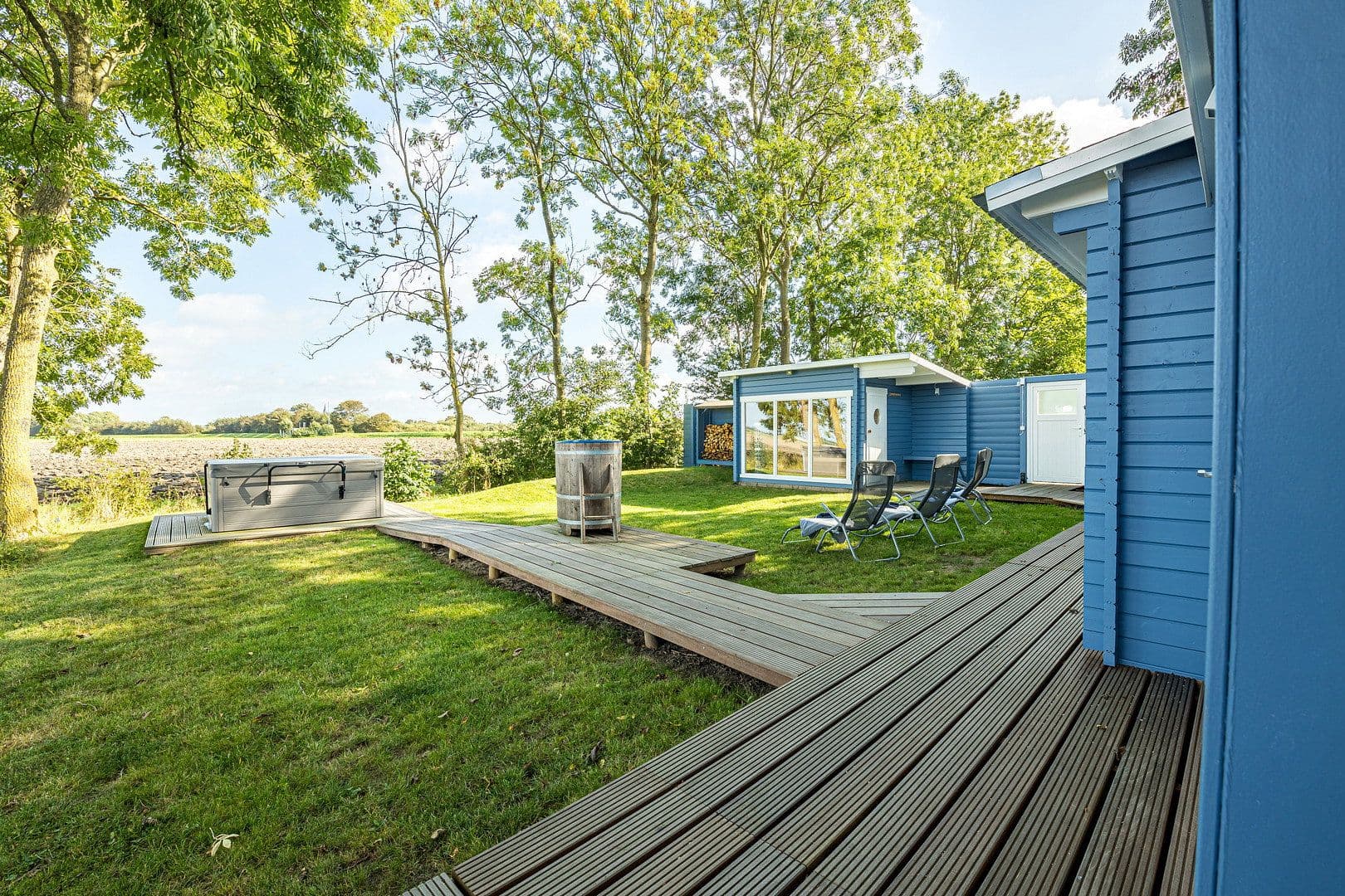 Prodej domu 615 m², pozemek 6.906 m², Lehe, Šlesvicko-Holštýnsko Prodej domu 615 m², pozemek 6.906 m², Lehe, Šlesvicko-Holštýnsko