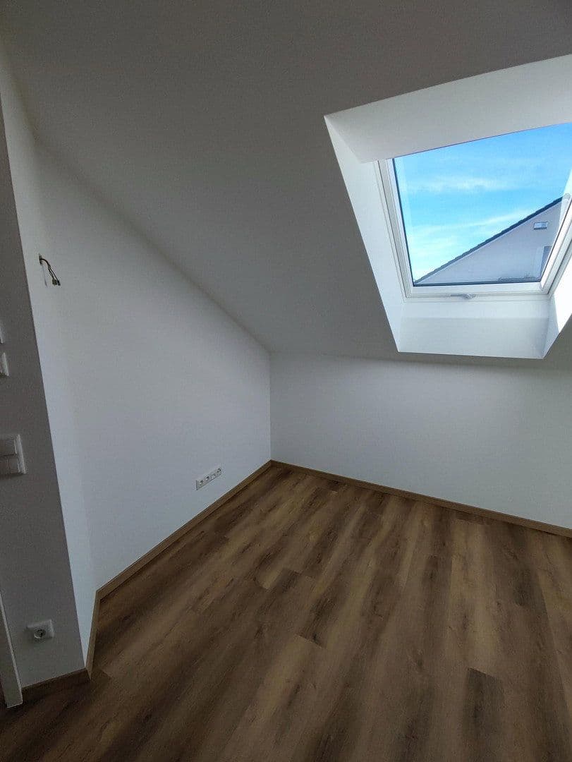 Pronájem bytu 2+1 55 m², Boschstraße 1, Heldenstein, Bavorsko Pronájem bytu 2+1 55 m², Boschstraße 1, Heldenstein, Bavorsko
