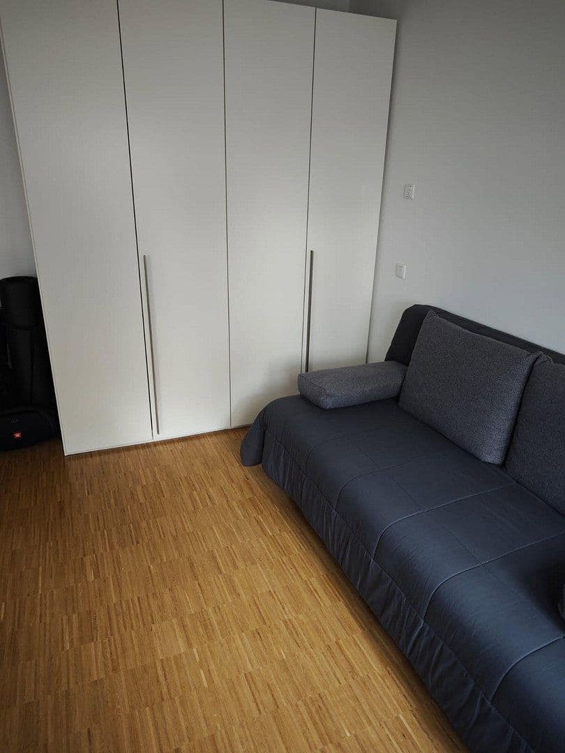 Pronájem bytu 1+1 30 m², Frankfurt am Main, Hessen Pronájem bytu 1+1 30 m², Frankfurt am Main, Hessen
