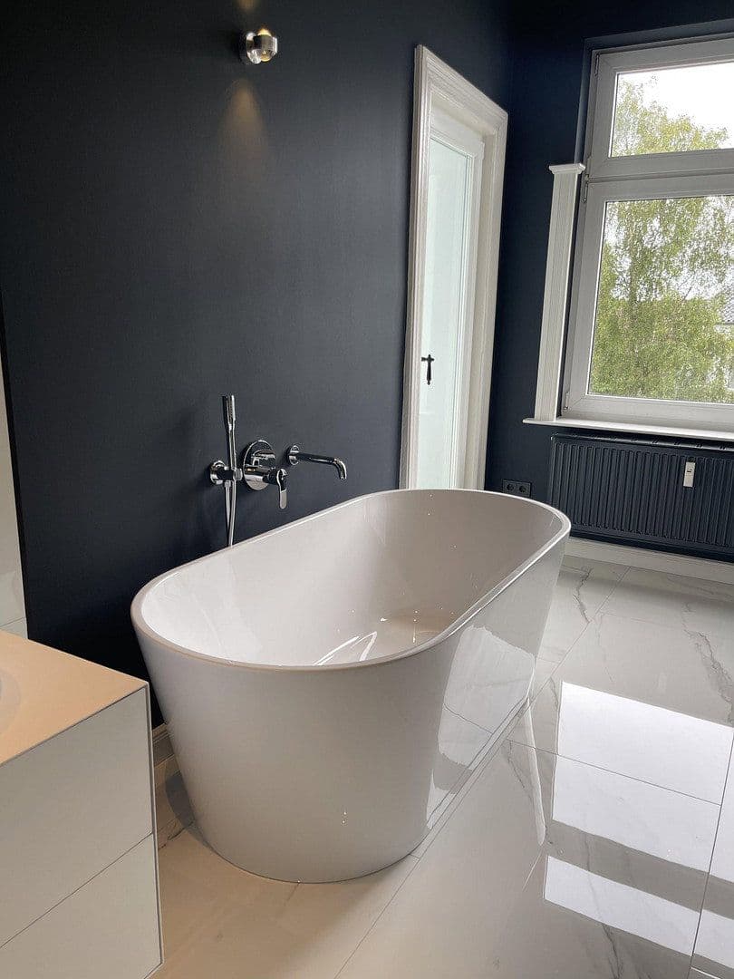 Pronájem bytu 2+1 83 m², Holtenauer Strasse 240, Kiel, Šlesvicko-Holštýnsko Pronájem bytu 2+1 83 m², Holtenauer Strasse 240, Kiel, Šlesvicko-Holštýnsko