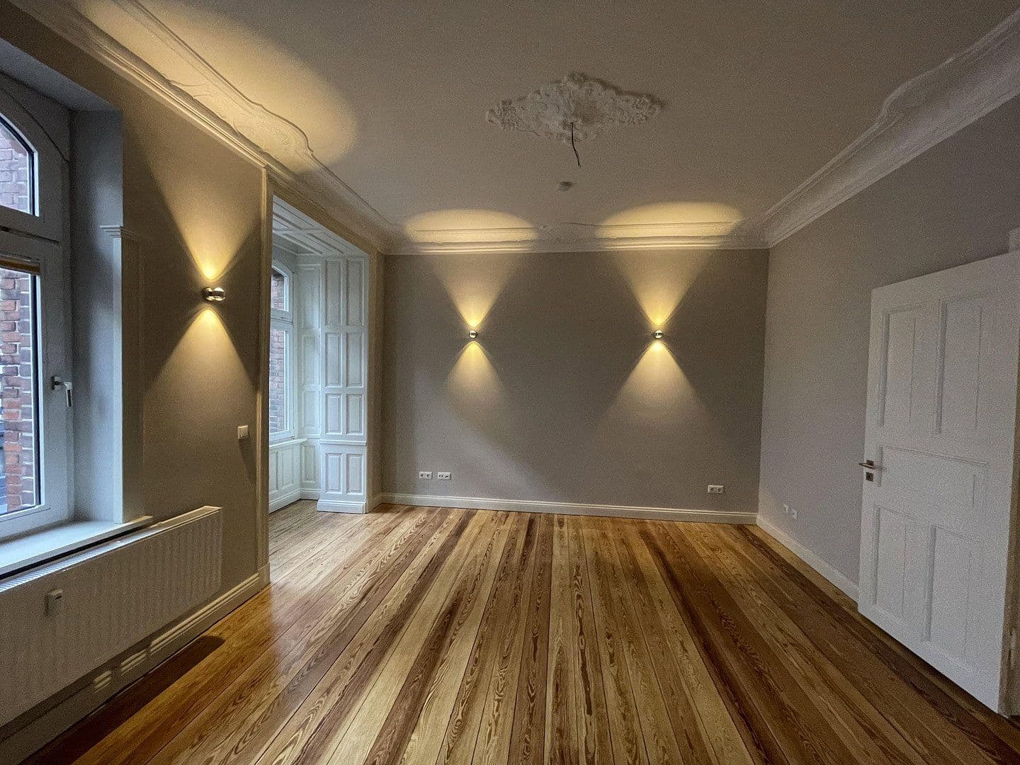 Pronájem bytu 2+1 83 m², Holtenauer Strasse 240, Kiel, Šlesvicko-Holštýnsko Pronájem bytu 2+1 83 m², Holtenauer Strasse 240, Kiel, Šlesvicko-Holštýnsko