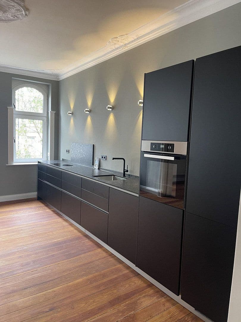Pronájem bytu 2+1 83 m², Holtenauer Strasse 240, Kiel, Šlesvicko-Holštýnsko Pronájem bytu 2+1 83 m², Holtenauer Strasse 240, Kiel, Šlesvicko-Holštýnsko