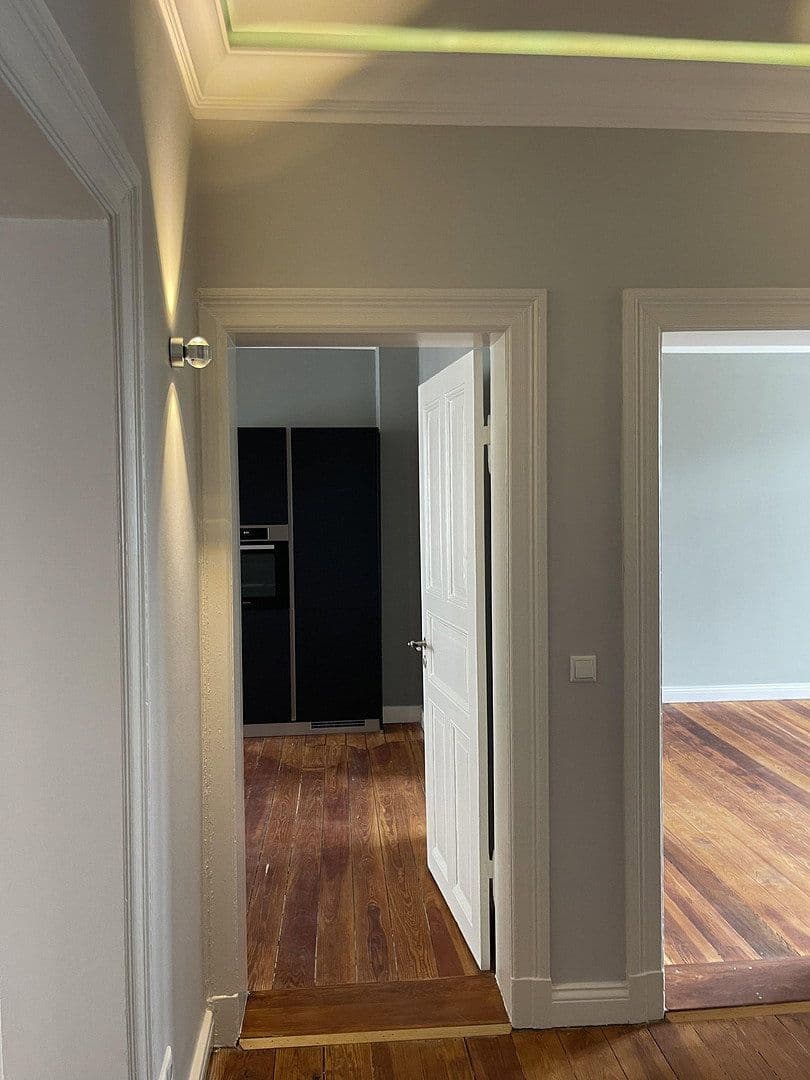 Pronájem bytu 2+1 83 m², Holtenauer Strasse 240, Kiel, Šlesvicko-Holštýnsko Pronájem bytu 2+1 83 m², Holtenauer Strasse 240, Kiel, Šlesvicko-Holštýnsko