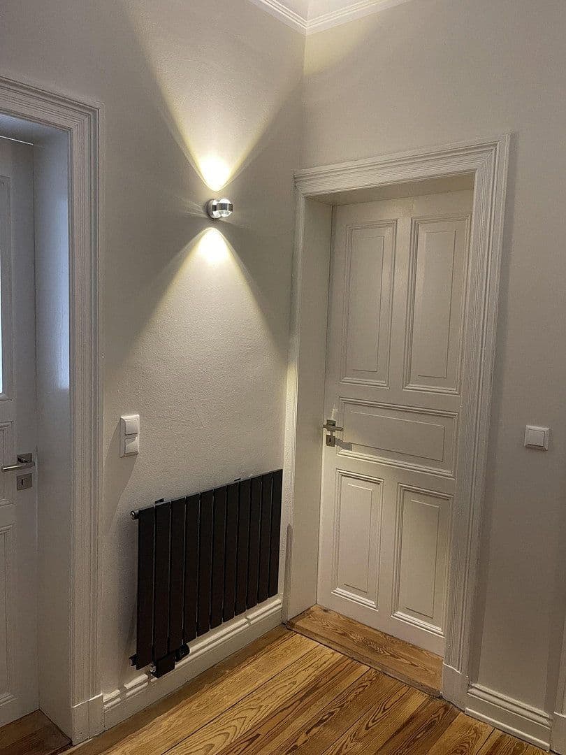 Pronájem bytu 2+1 83 m², Holtenauer Strasse 240, Kiel, Šlesvicko-Holštýnsko Pronájem bytu 2+1 83 m², Holtenauer Strasse 240, Kiel, Šlesvicko-Holštýnsko