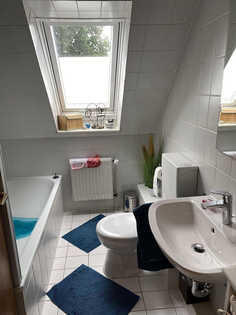 Pronájem bytu 2+1 54 m², Delmenhorst, Dolní Sasko Pronájem bytu 2+1 54 m², Delmenhorst, Dolní Sasko