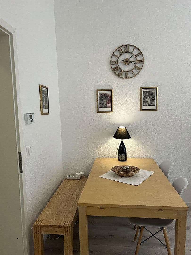 Pronájem bytu 2+1 60 m², Wiesbaden, Hessen Pronájem bytu 2+1 60 m², Wiesbaden, Hessen