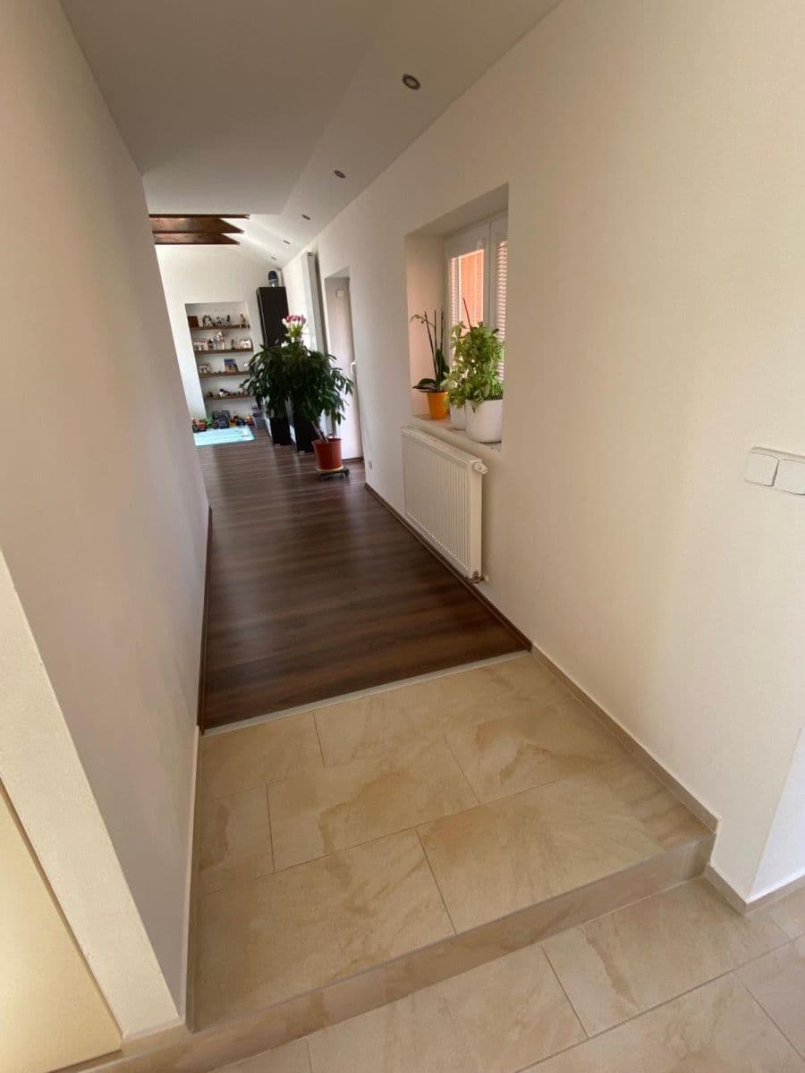 Pronájem bytu 2+1 68 m², Kutnohorská, Praha, Praha Pronájem bytu 2+1 68 m², Kutnohorská, Praha, Praha