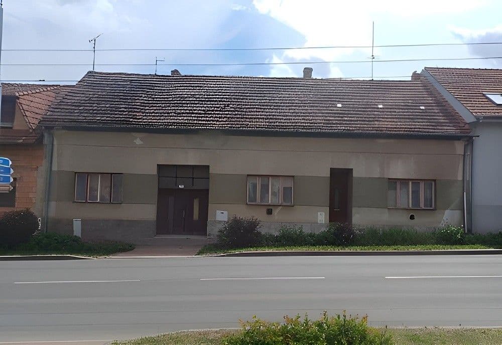 Prodej domu 220 m², pozemek 1.196 m², Brněnská, Šlapanice, Jihomoravský kraj Prodej domu 220 m², pozemek 1.196 m², Brněnská, Šlapanice, Jihomoravský kraj