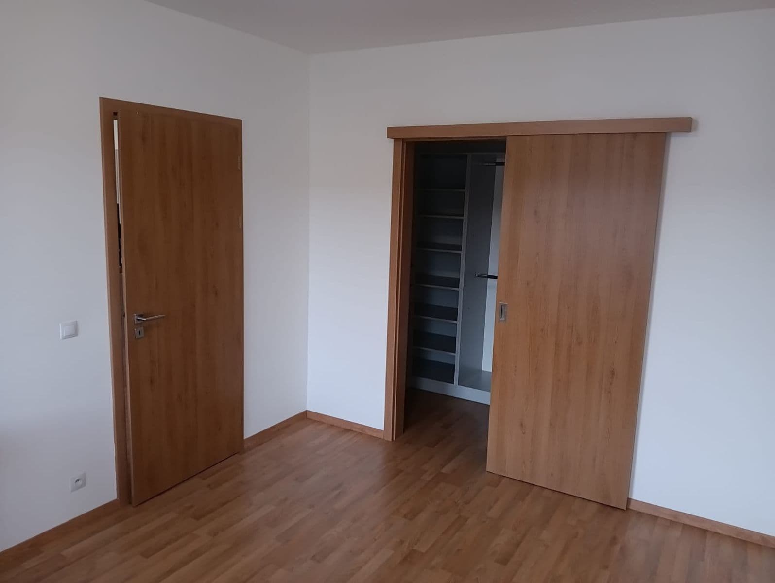 Pronájem bytu 2+kk 60 m², Černošická, Praha, Praha Pronájem bytu 2+kk 60 m², Černošická, Praha, Praha