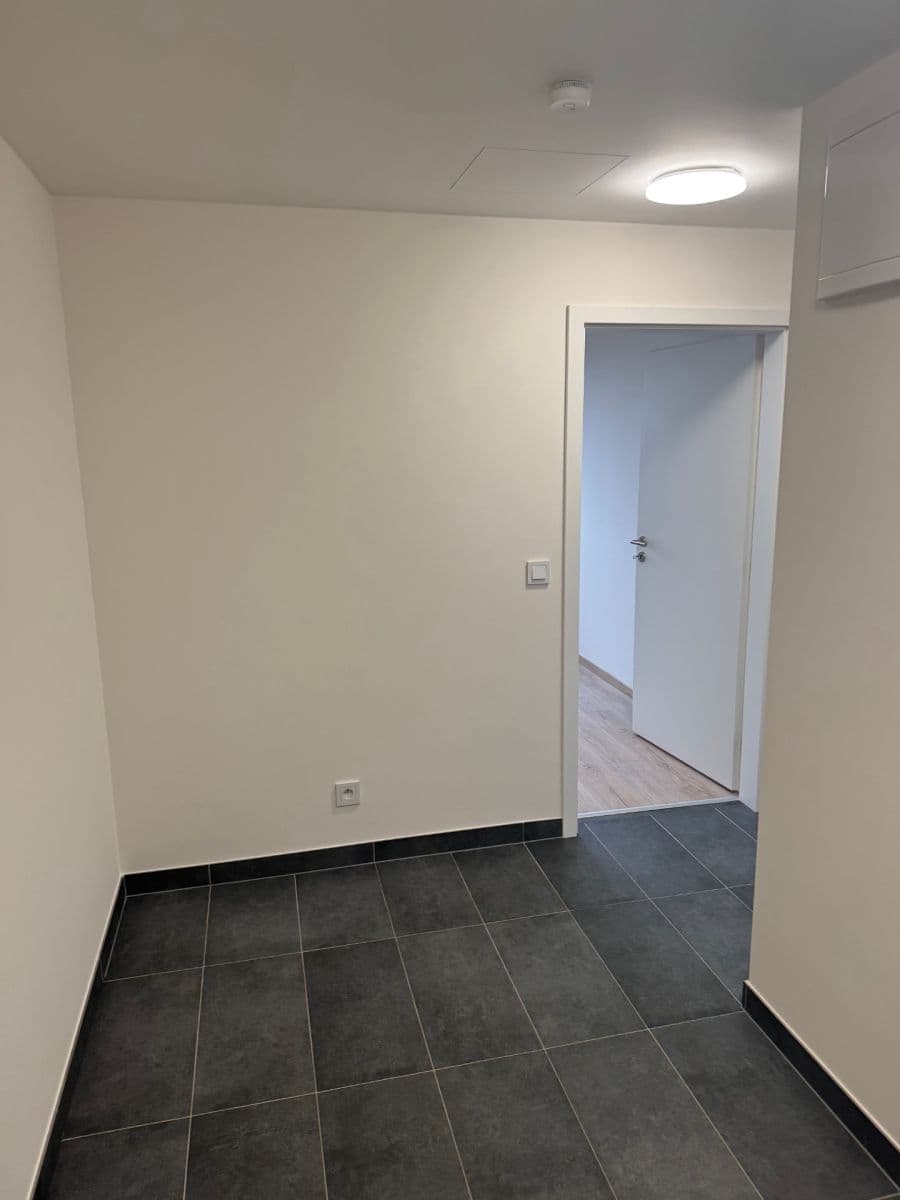 Prodej bytu 2+kk 45 m², Strančická, Praha, Praha Prodej bytu 2+kk 45 m², Strančická, Praha, Praha