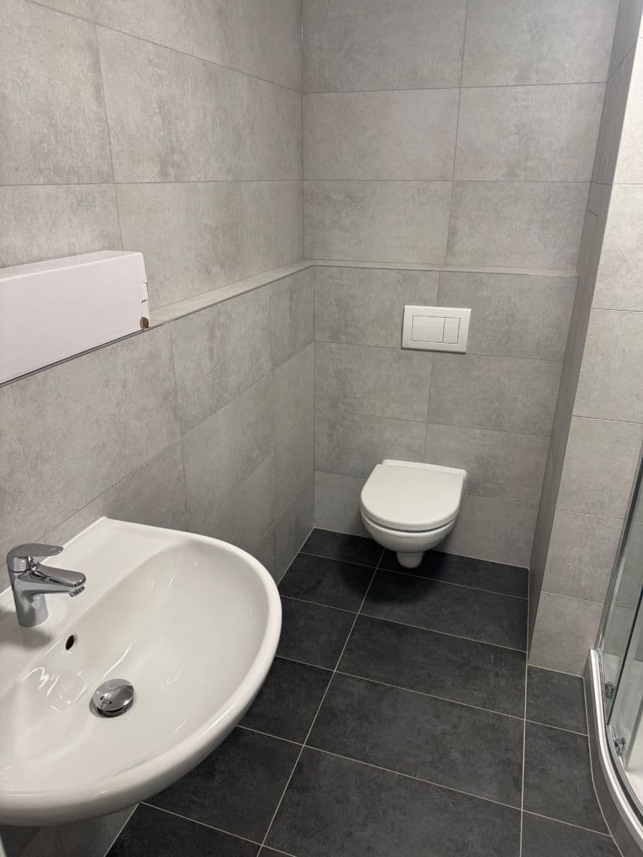 Prodej bytu 2+kk 45 m², Strančická, Praha, Praha Prodej bytu 2+kk 45 m², Strančická, Praha, Praha