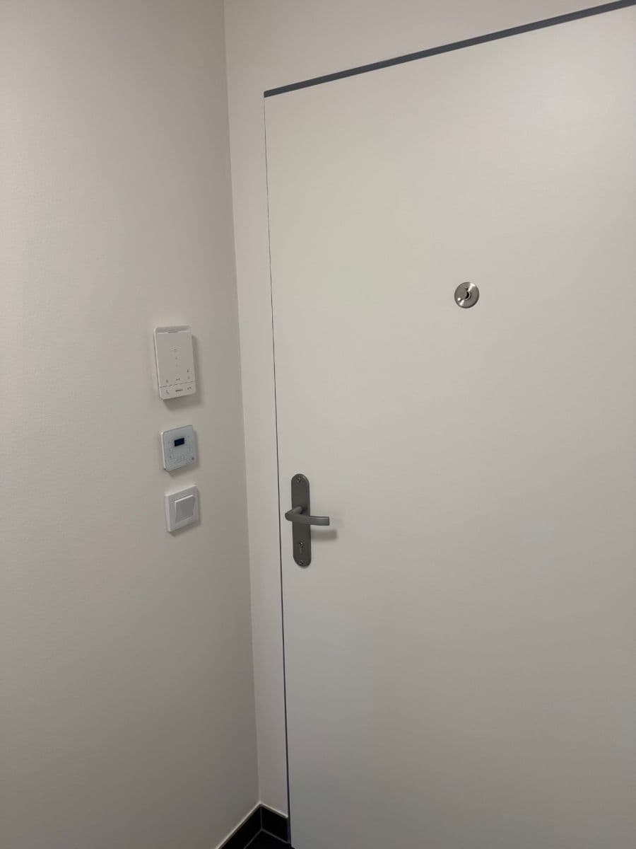 Prodej bytu 2+kk 45 m², Strančická, Praha, Praha Prodej bytu 2+kk 45 m², Strančická, Praha, Praha