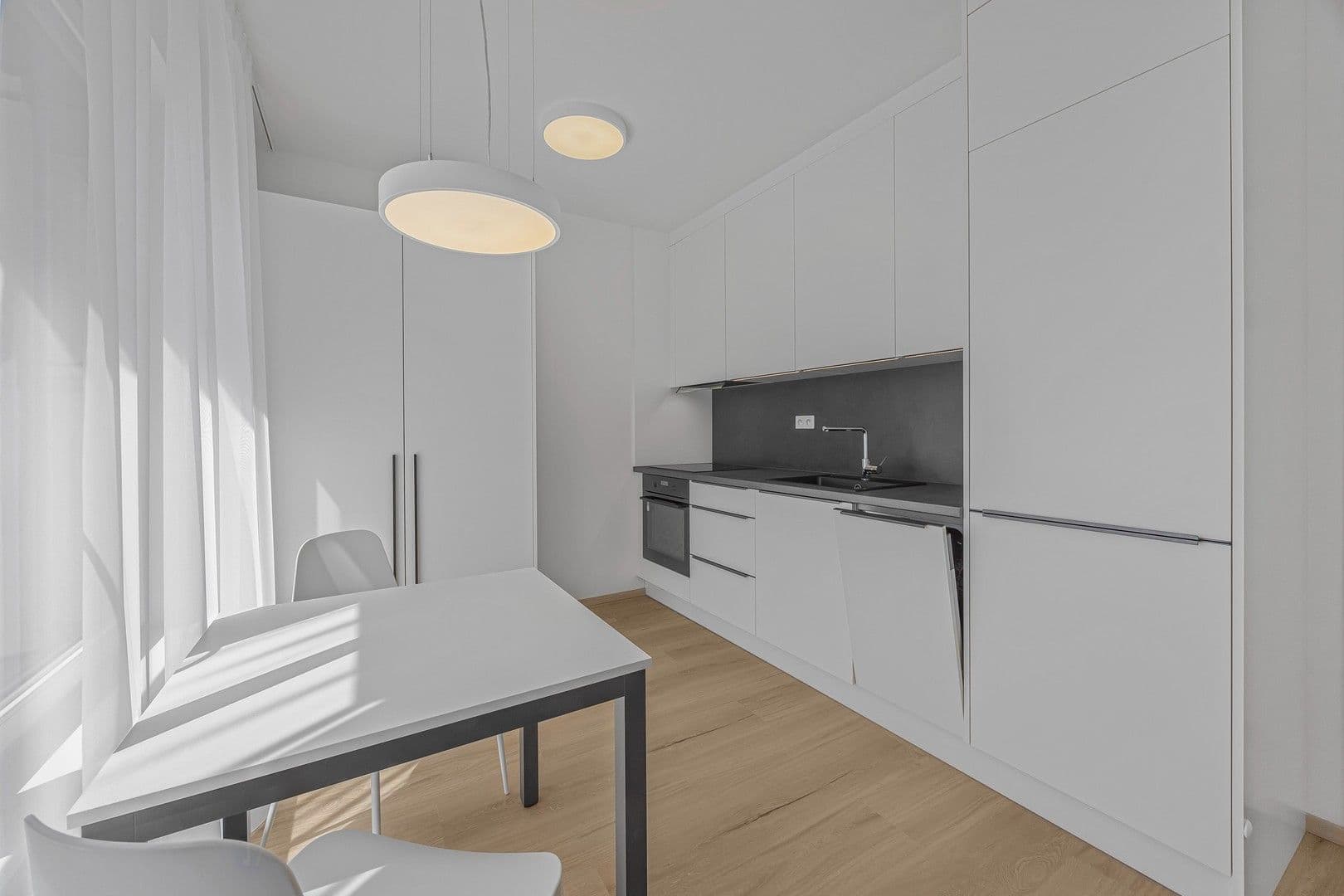 Pronájem bytu 1+kk 34 m², Hodkovická, Praha, Praha Pronájem bytu 1+kk 34 m², Hodkovická, Praha, Praha