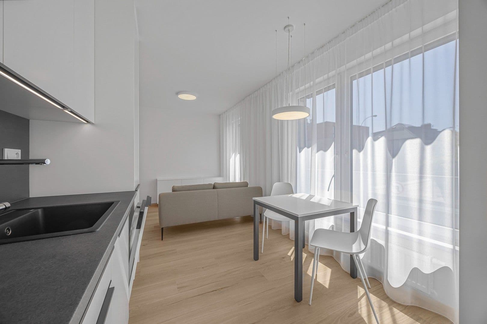 Pronájem bytu 1+kk 34 m², Hodkovická, Praha, Praha Pronájem bytu 1+kk 34 m², Hodkovická, Praha, Praha
