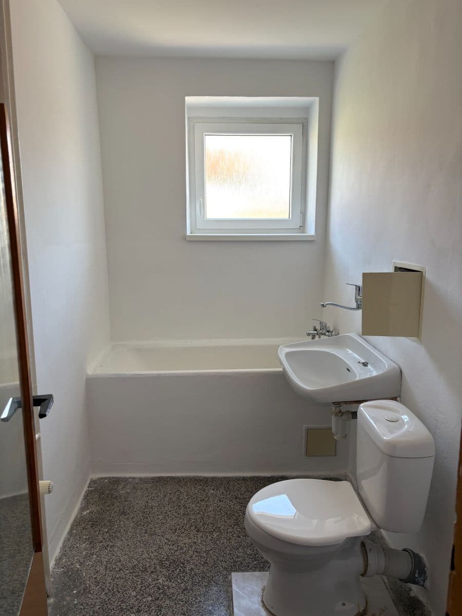 Prodej bytu 2+1 50 m², Tyršova, Chropyně, Zlínský kraj Prodej bytu 2+1 50 m², Tyršova, Chropyně, Zlínský kraj