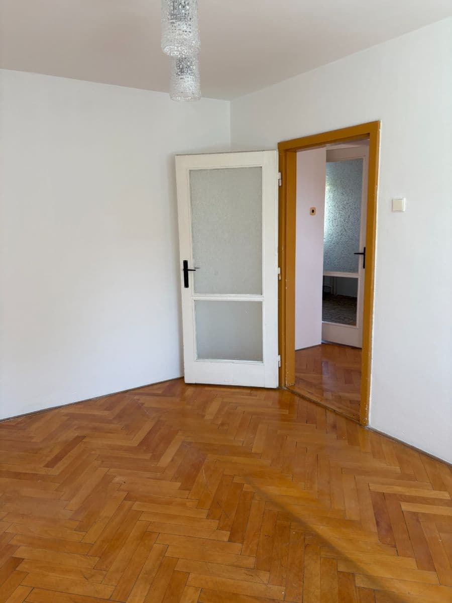 Prodej bytu 2+1 50 m², Tyršova, Chropyně, Zlínský kraj Prodej bytu 2+1 50 m², Tyršova, Chropyně, Zlínský kraj