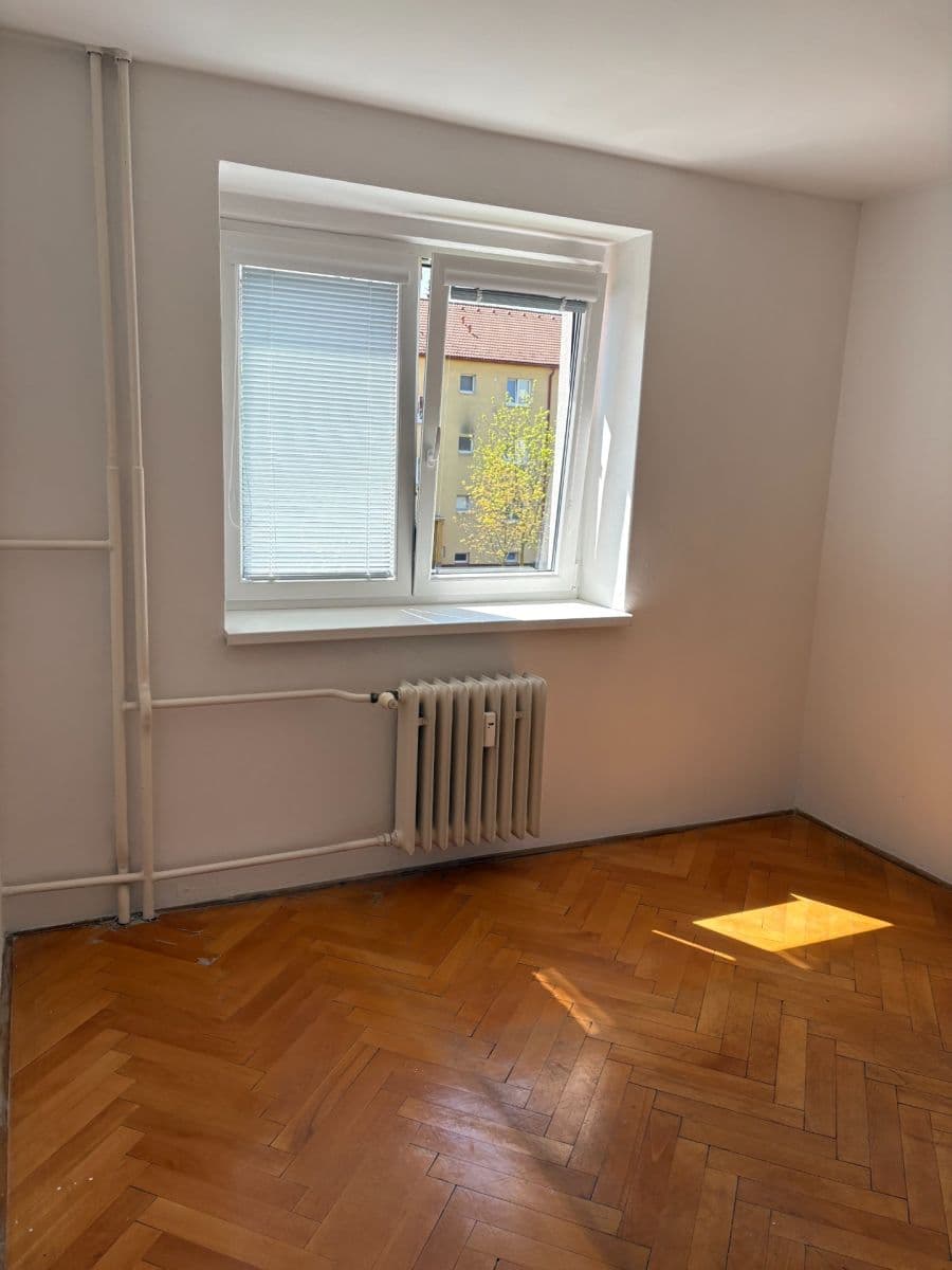 Prodej bytu 2+1 50 m², Tyršova, Chropyně, Zlínský kraj Prodej bytu 2+1 50 m², Tyršova, Chropyně, Zlínský kraj