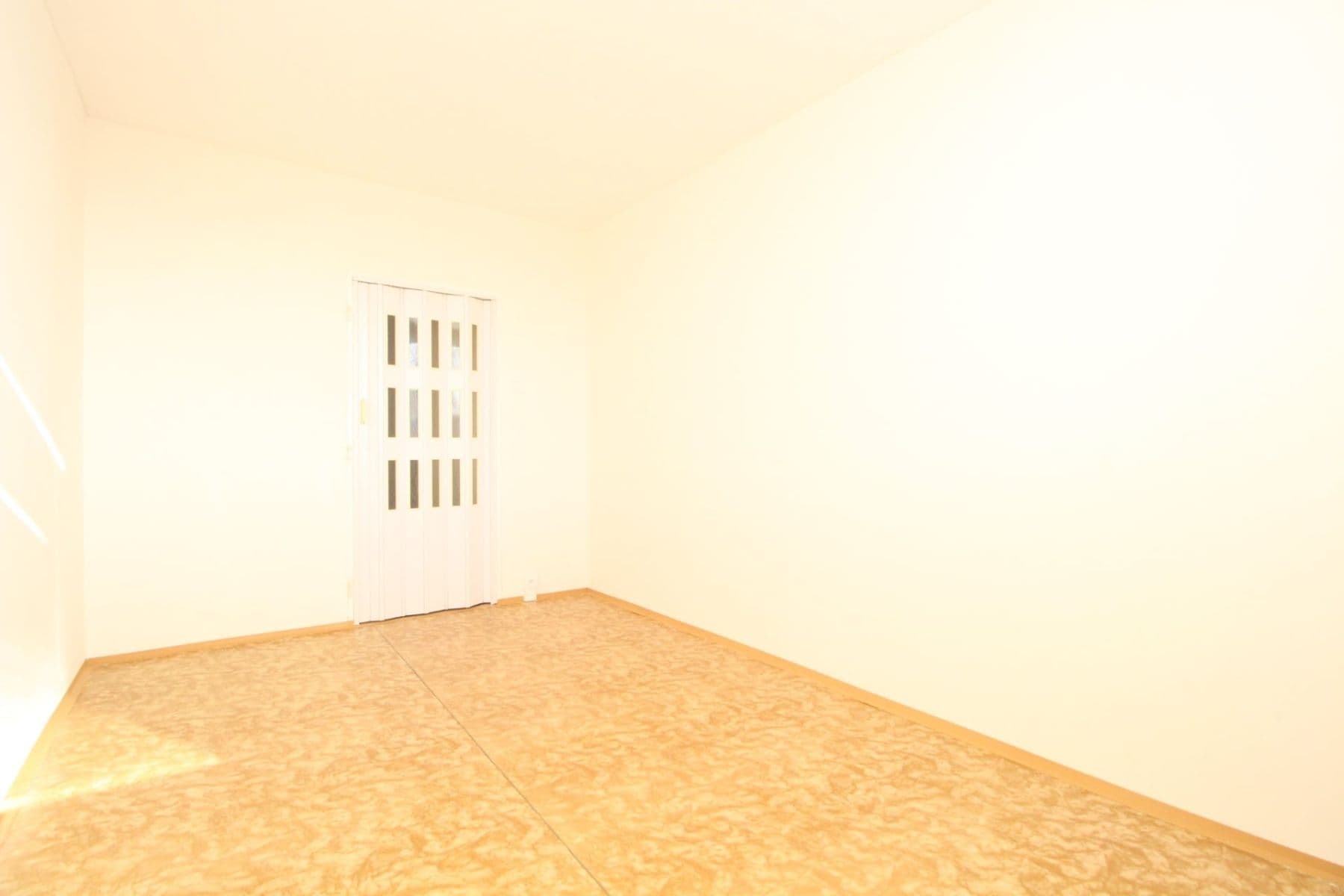 Pronájem bytu 2+kk 43 m², Krouzova, Praha, Praha Pronájem bytu 2+kk 43 m², Krouzova, Praha, Praha