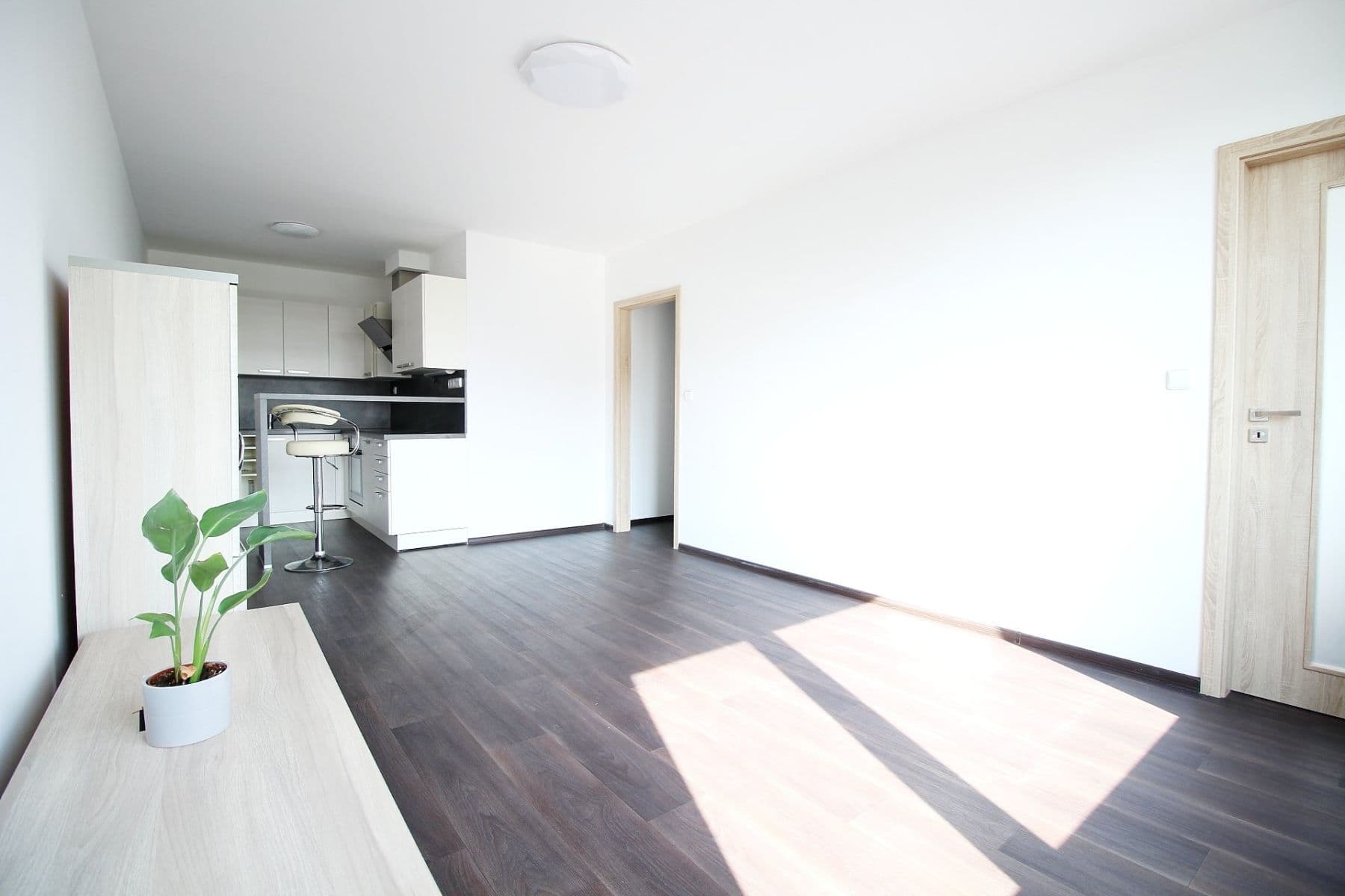 Pronájem bytu 2+kk 49 m², Za Parkem, Dobřichovice, Středočeský kraj Pronájem bytu 2+kk 49 m², Za Parkem, Dobřichovice, Středočeský kraj