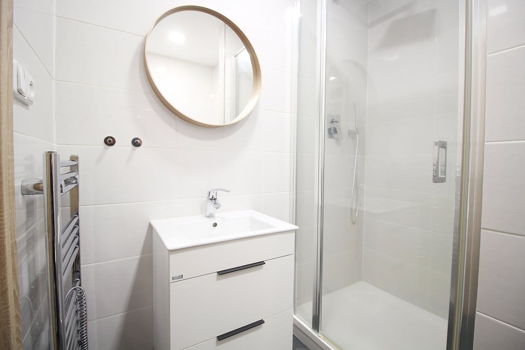 Pronájem bytu 2+kk 49 m², Za Parkem, Dobřichovice, Středočeský kraj Pronájem bytu 2+kk 49 m², Za Parkem, Dobřichovice, Středočeský kraj