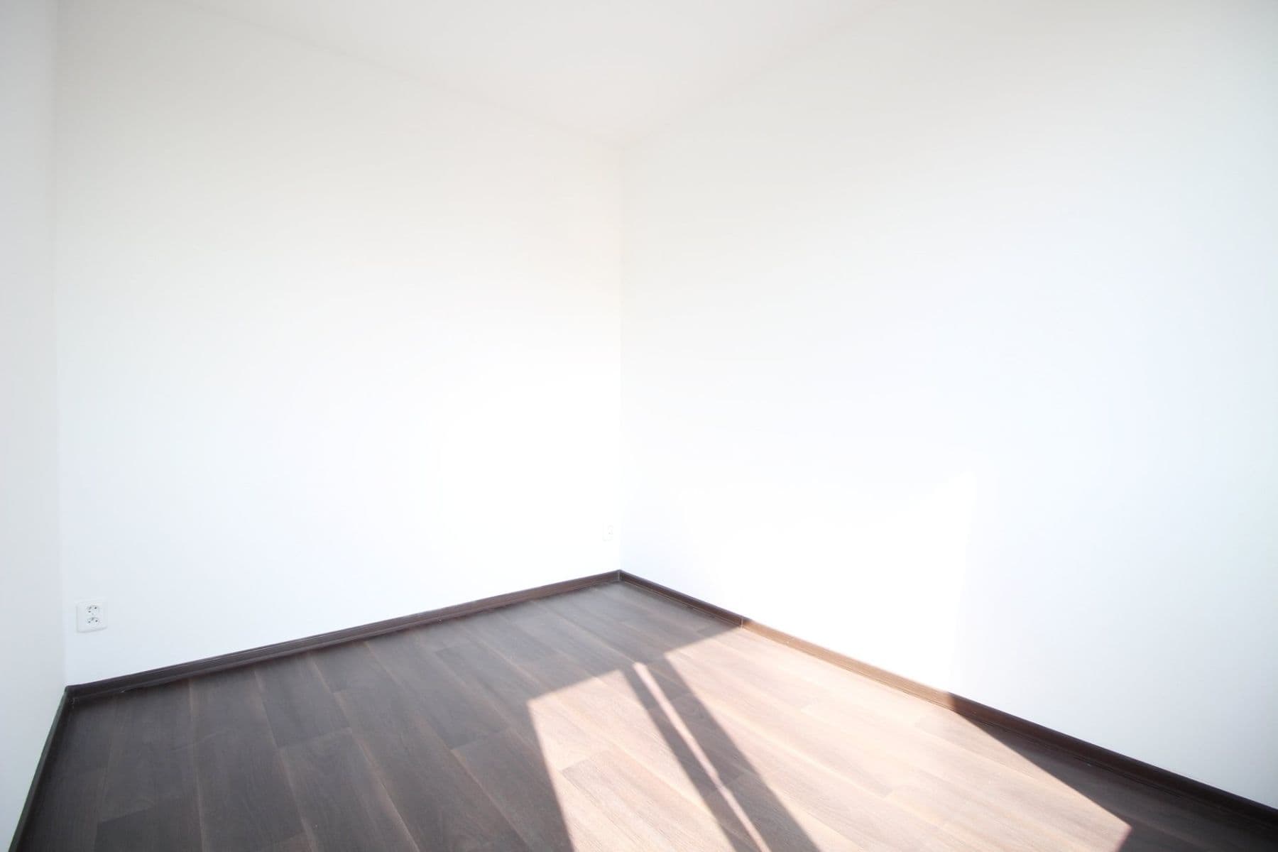 Pronájem bytu 2+kk 49 m², Za Parkem, Dobřichovice, Středočeský kraj Pronájem bytu 2+kk 49 m², Za Parkem, Dobřichovice, Středočeský kraj