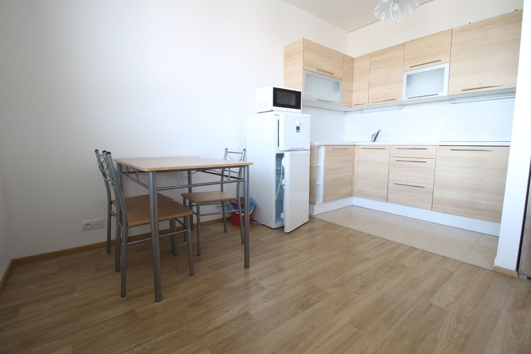 Pronájem bytu 1+kk 37 m², Chlebovická, Praha, Praha Pronájem bytu 1+kk 37 m², Chlebovická, Praha, Praha