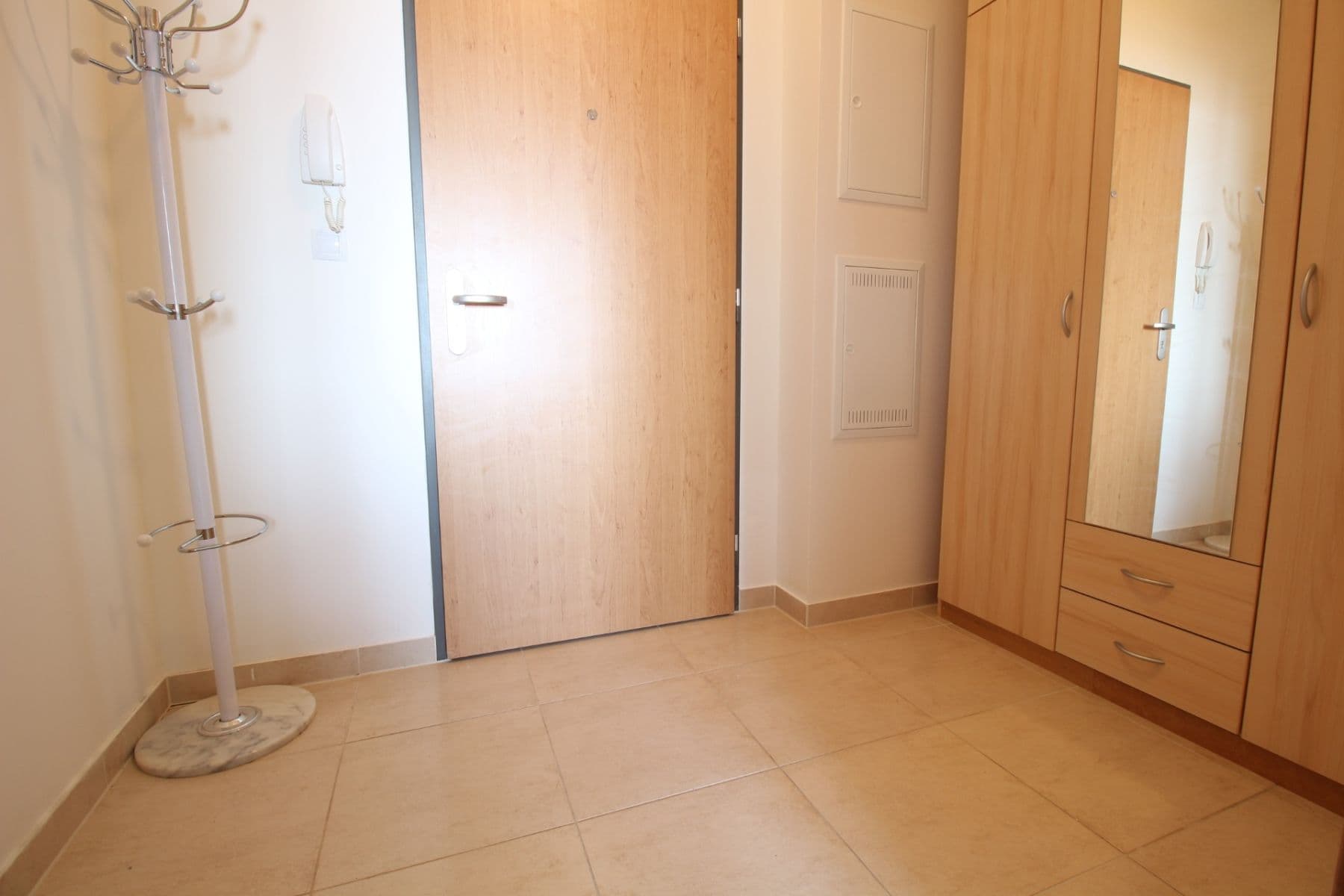 Pronájem bytu 1+kk 37 m², Chlebovická, Praha, Praha Pronájem bytu 1+kk 37 m², Chlebovická, Praha, Praha