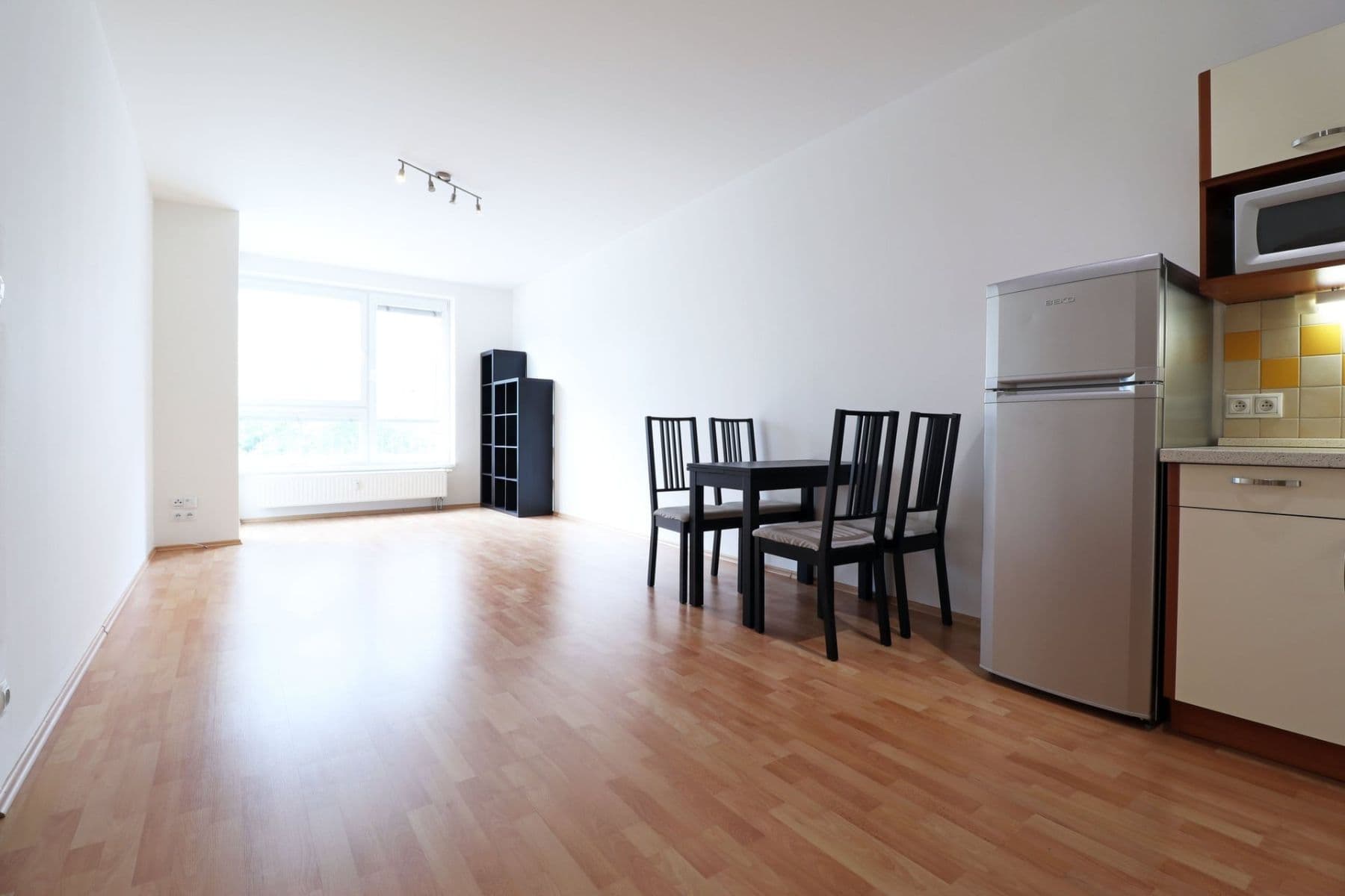 Pronájem bytu 2+kk 51 m², Pod Harfou, Praha, Praha Pronájem bytu 2+kk 51 m², Pod Harfou, Praha, Praha