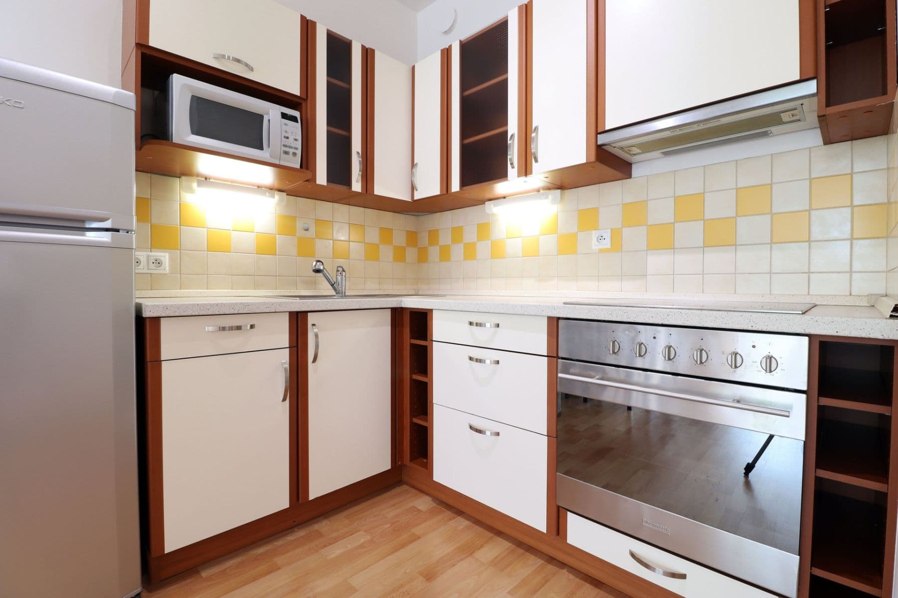 Pronájem bytu 2+kk 51 m², Pod Harfou, Praha, Praha Pronájem bytu 2+kk 51 m², Pod Harfou, Praha, Praha