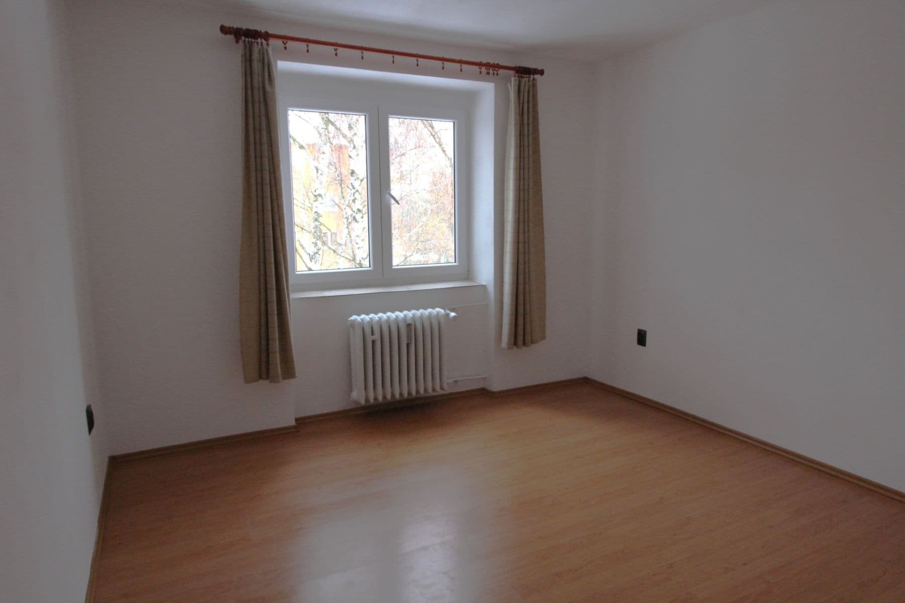 Pronájem bytu 1+1 32 m², Sevastopolská, Kladno, Středočeský kraj Pronájem bytu 1+1 32 m², Sevastopolská, Kladno, Středočeský kraj