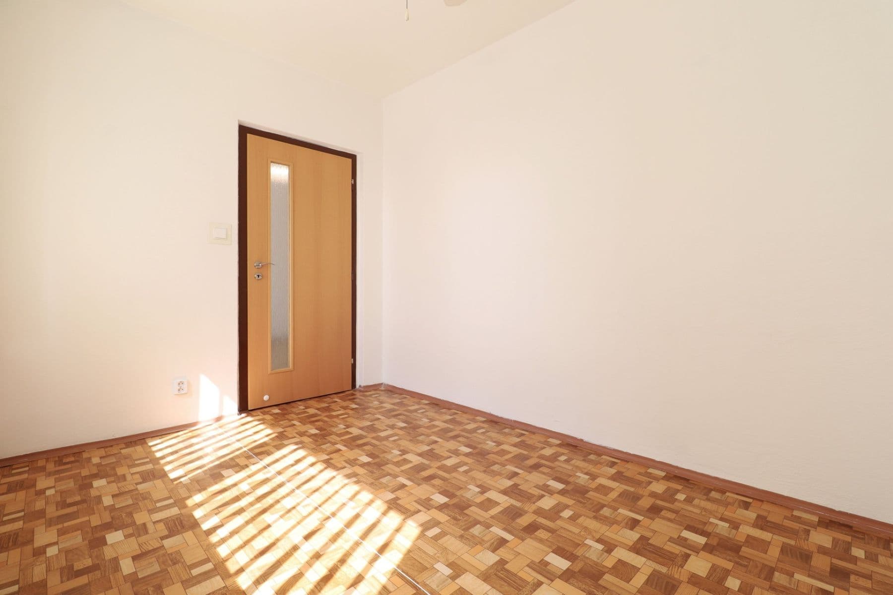 Pronájem bytu 3+1 66 m², Křivoklátská, Praha, Praha Pronájem bytu 3+1 66 m², Křivoklátská, Praha, Praha