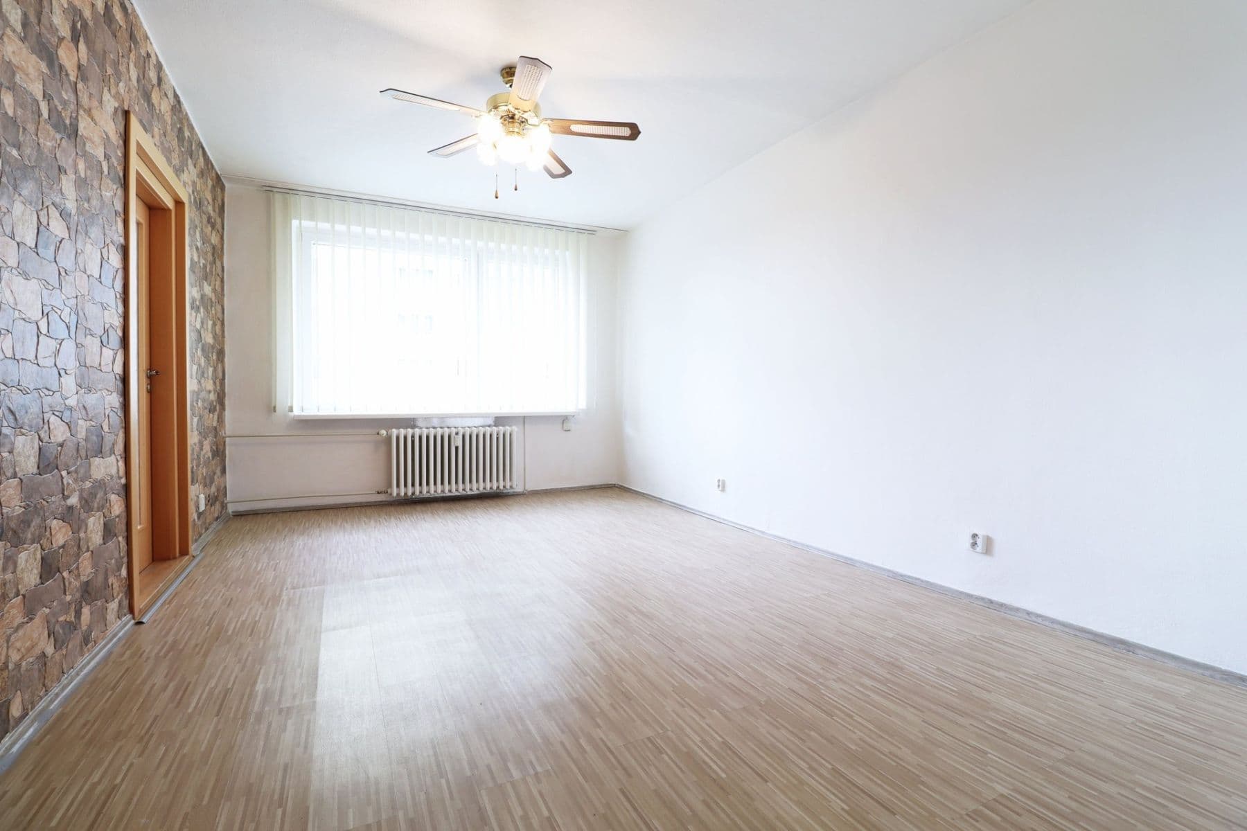 Pronájem bytu 3+1 66 m², Křivoklátská, Praha, Praha Pronájem bytu 3+1 66 m², Křivoklátská, Praha, Praha