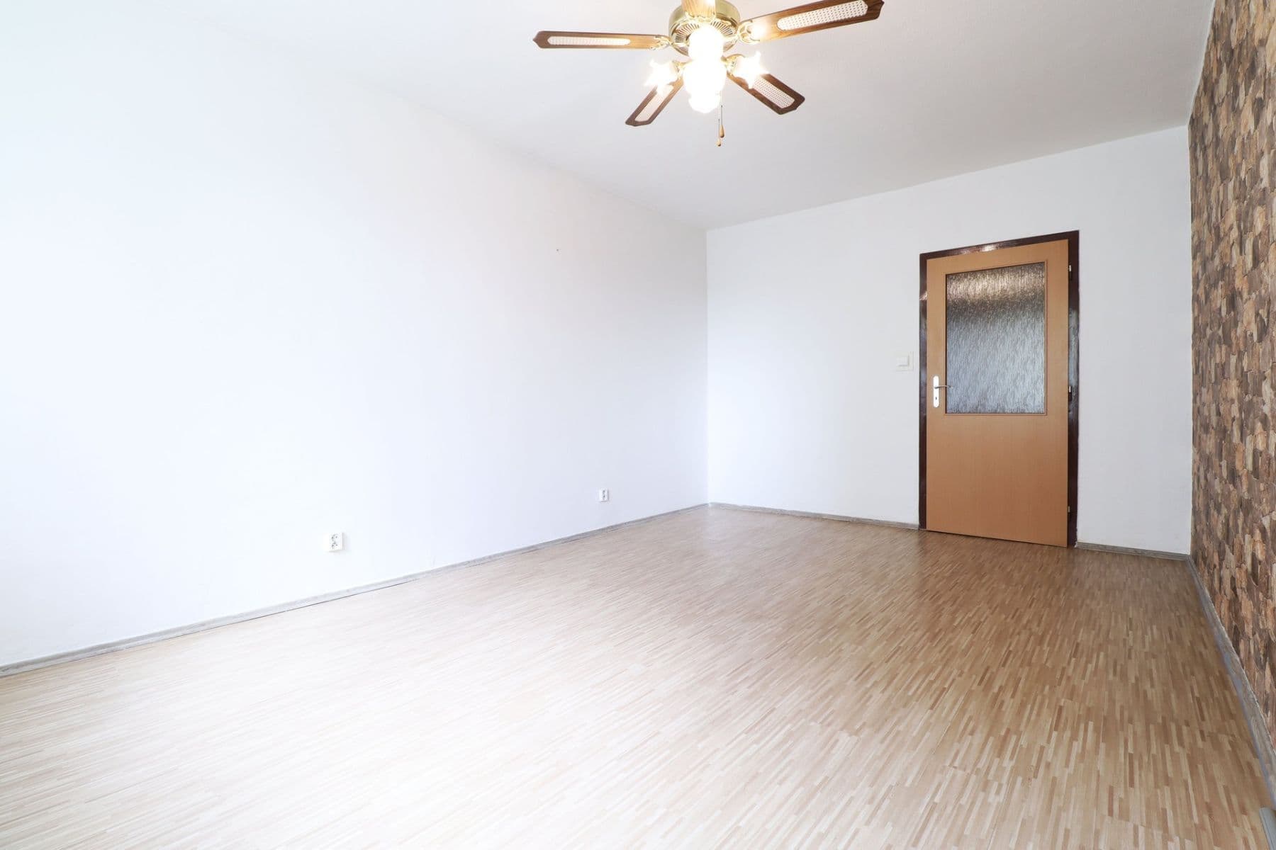 Pronájem bytu 3+1 66 m², Křivoklátská, Praha, Praha Pronájem bytu 3+1 66 m², Křivoklátská, Praha, Praha
